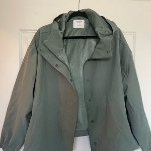 Old navy green cropped water resistant active wear jacket.
